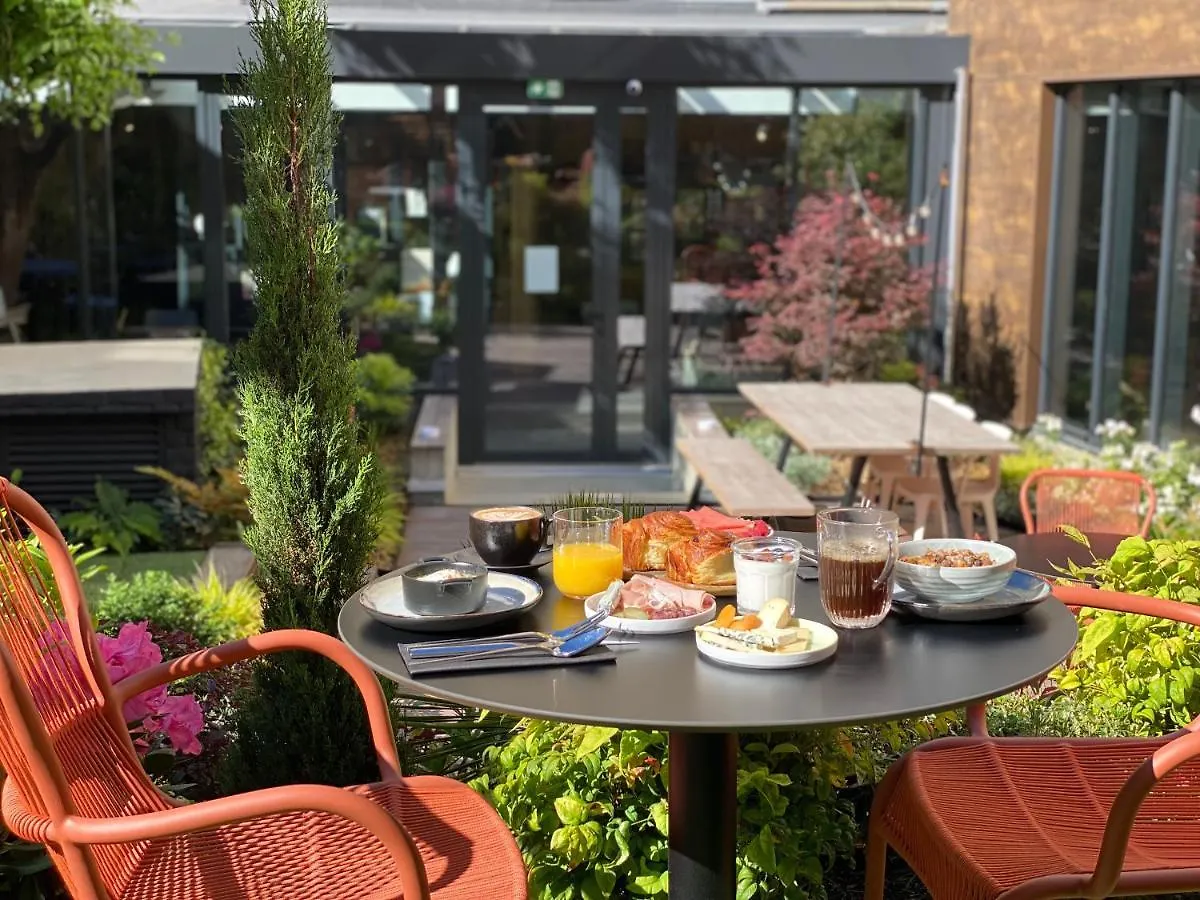 Tribe Batignolles Hotel