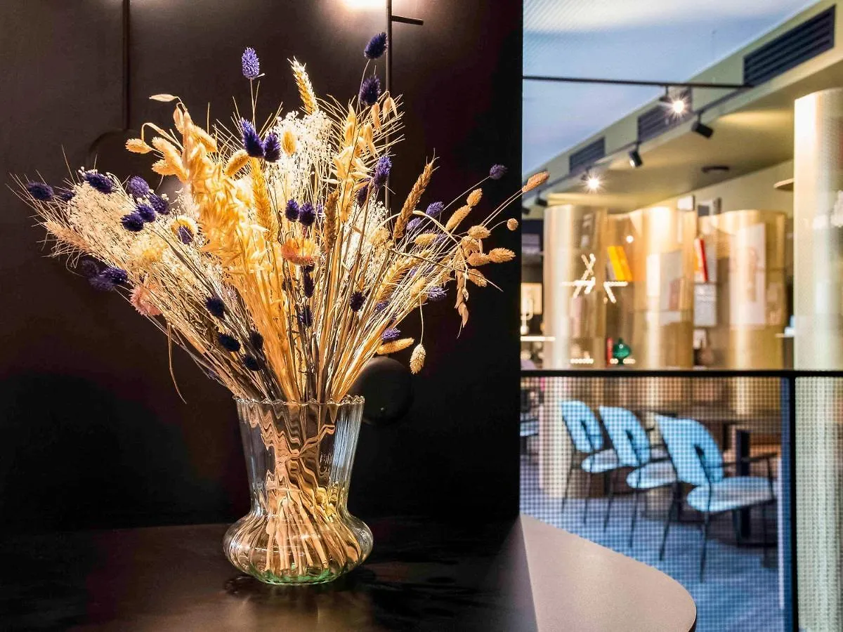 Tribe Batignolles Hotel 4*